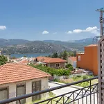 Apartment Dina *