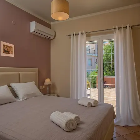 Dina Διαμέρισμα *